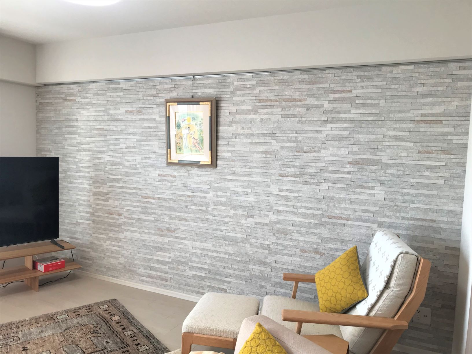 部屋の雰囲気を一新する壁材で　ワンランク上のおしゃれな空間に