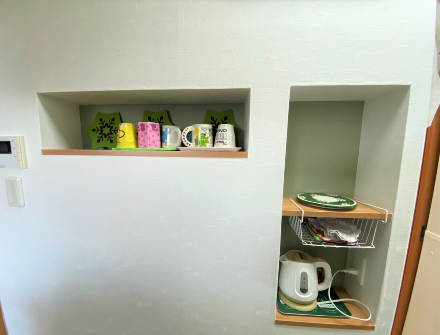 センスが光るおしゃれなニッチで 見せる収納を楽しむ暮らしに