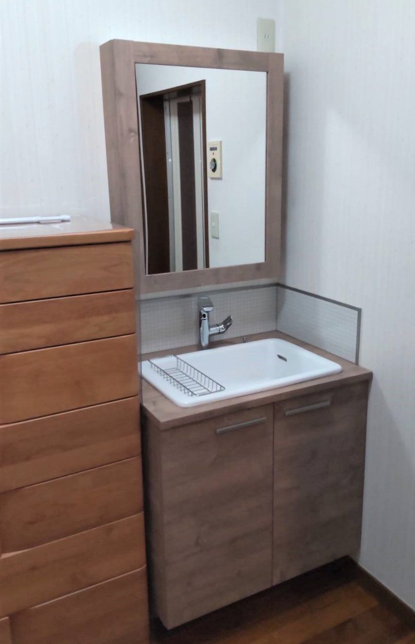 1dayリフォーム！造作家具のような自分好みの洗面化粧台に