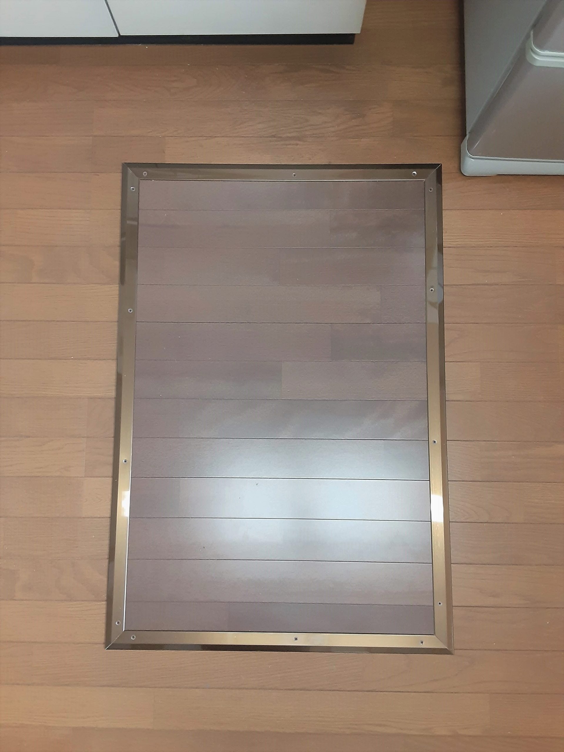 使わなくなった床下収納庫を撤去して ストレスフリーなキッチンに