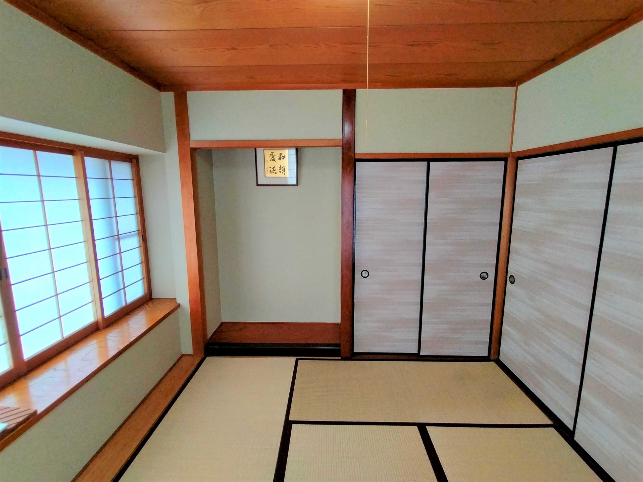 襖・障子・クロスをすべて貼替えて気分一新！居心地のよい和室に