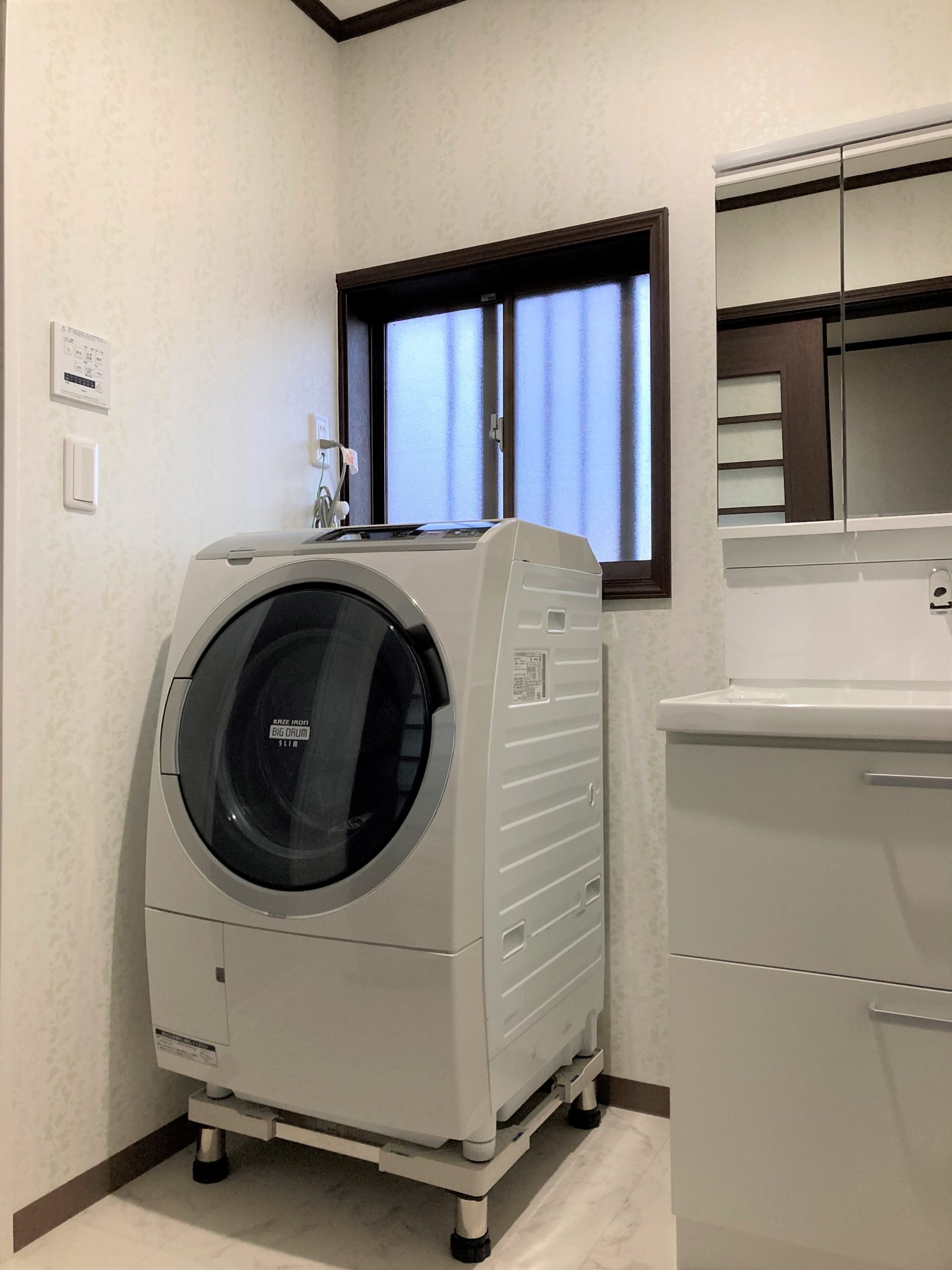 W断熱構造で冷気をシャットアウト！床から暖かい浴室で心地のいいバスタイム