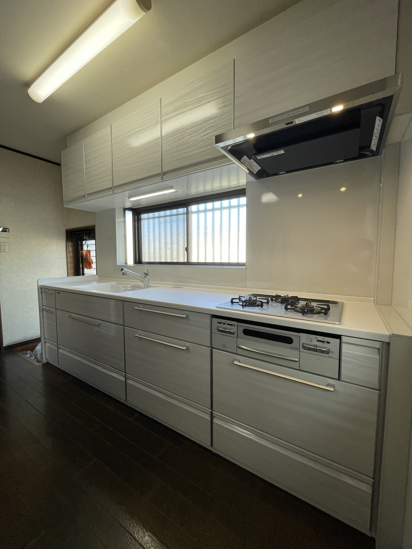 簡単なお手入れできれいを保つホーロー製のキッチンで お料理が楽しい毎日に