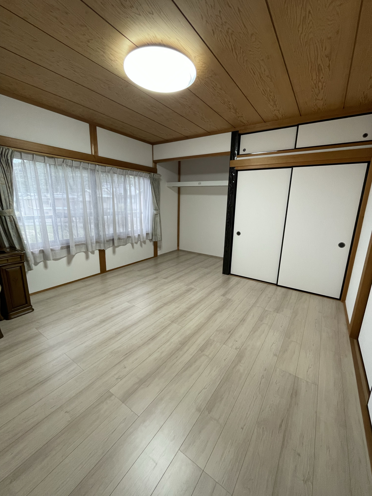 和室をオープン収納で使いやすい洋室に