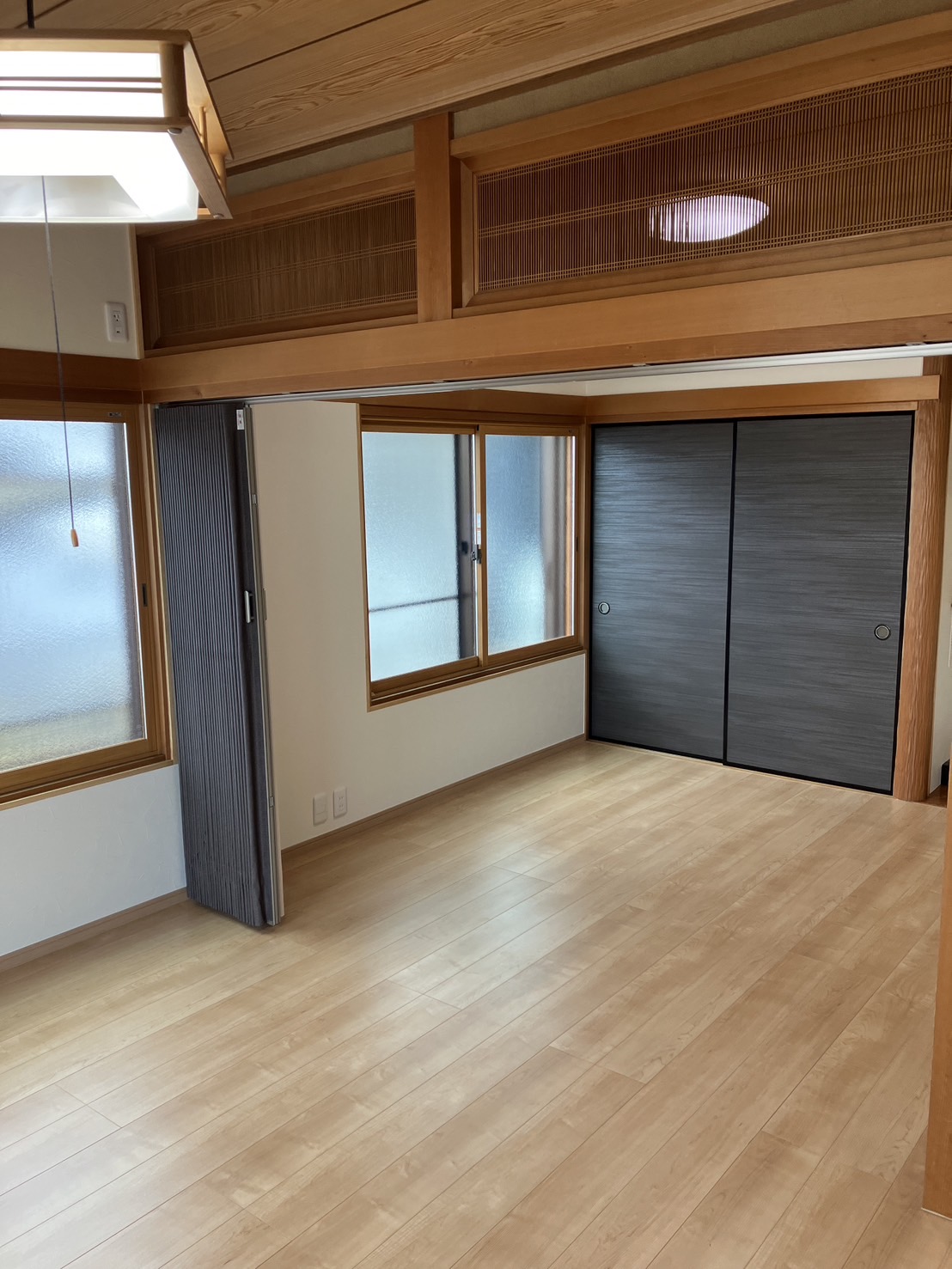 内窓で寒さ対策！里帰り出産で家族が集まるあたたかいお部屋へ