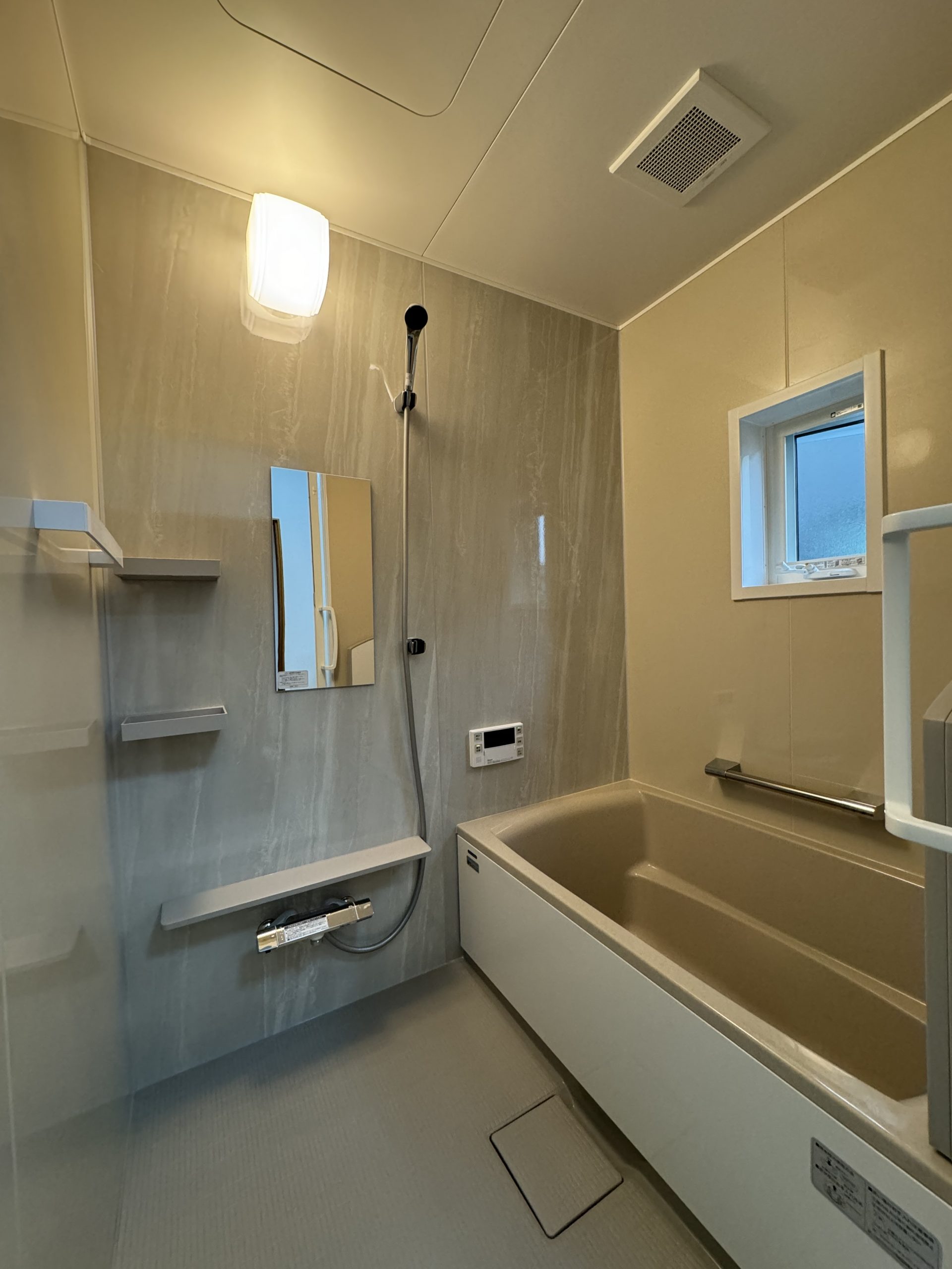 システムバスを取替えて保温性能アップ ぬくもり続くぽかぽかバスルーム！