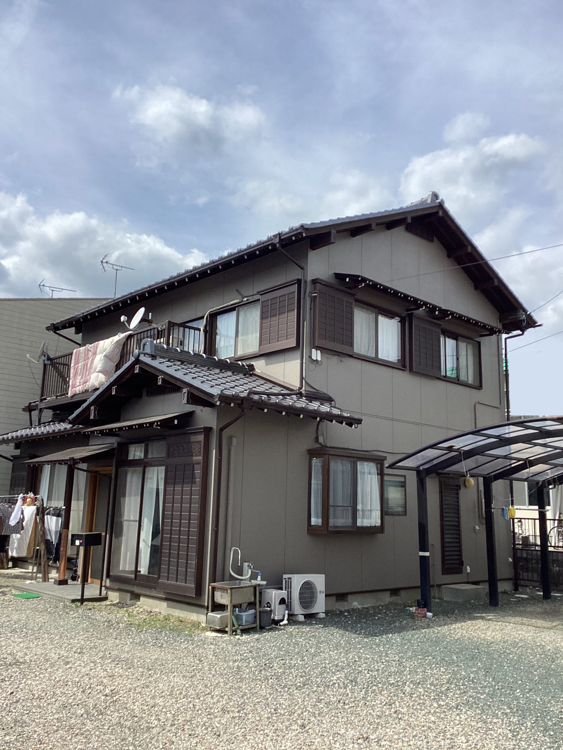 建物を保護する外壁塗装で雨の日も安心