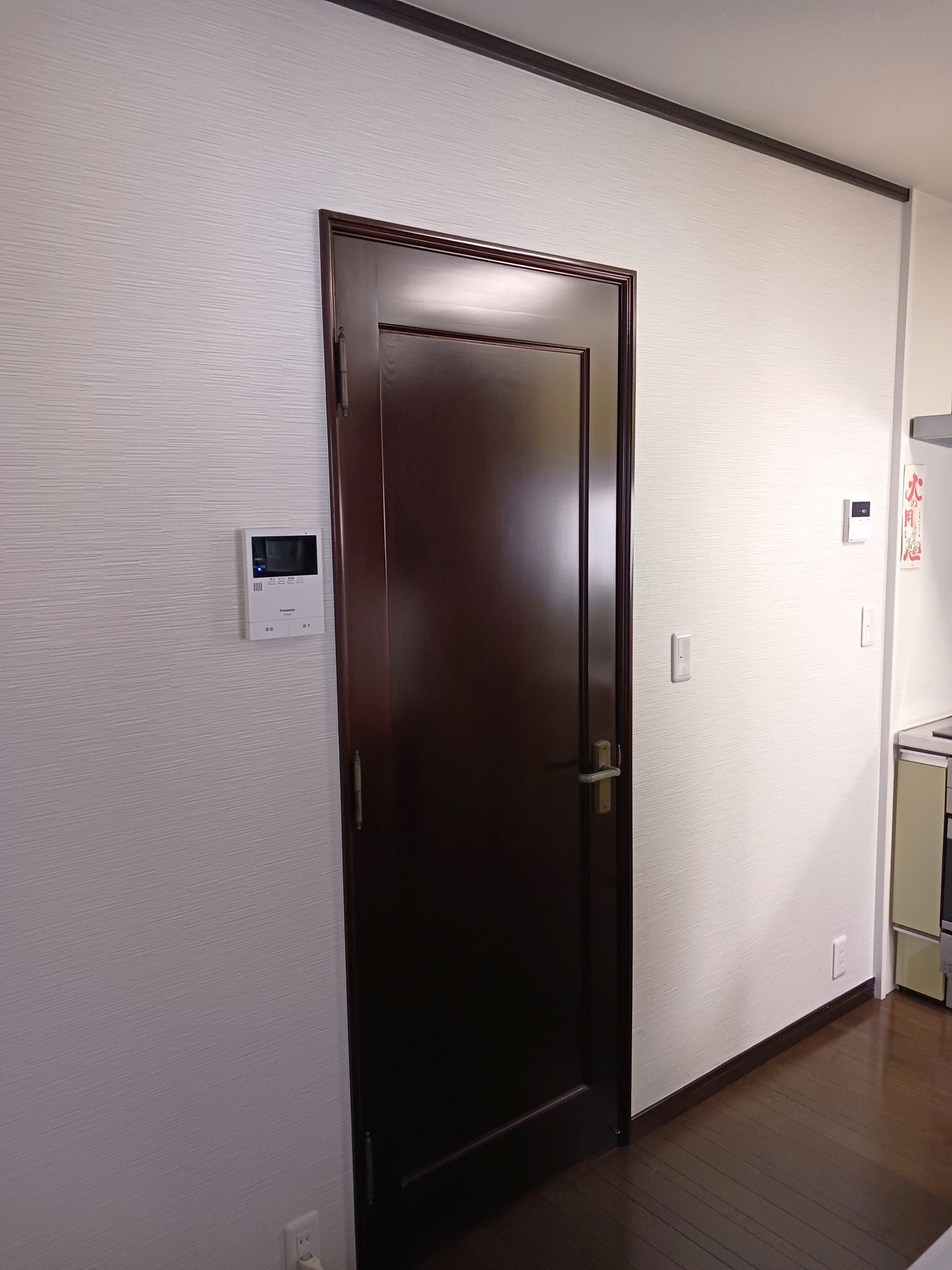 1dayリフォーム！汚れに強いクロスに貼替えて 気持ちのいい空間に