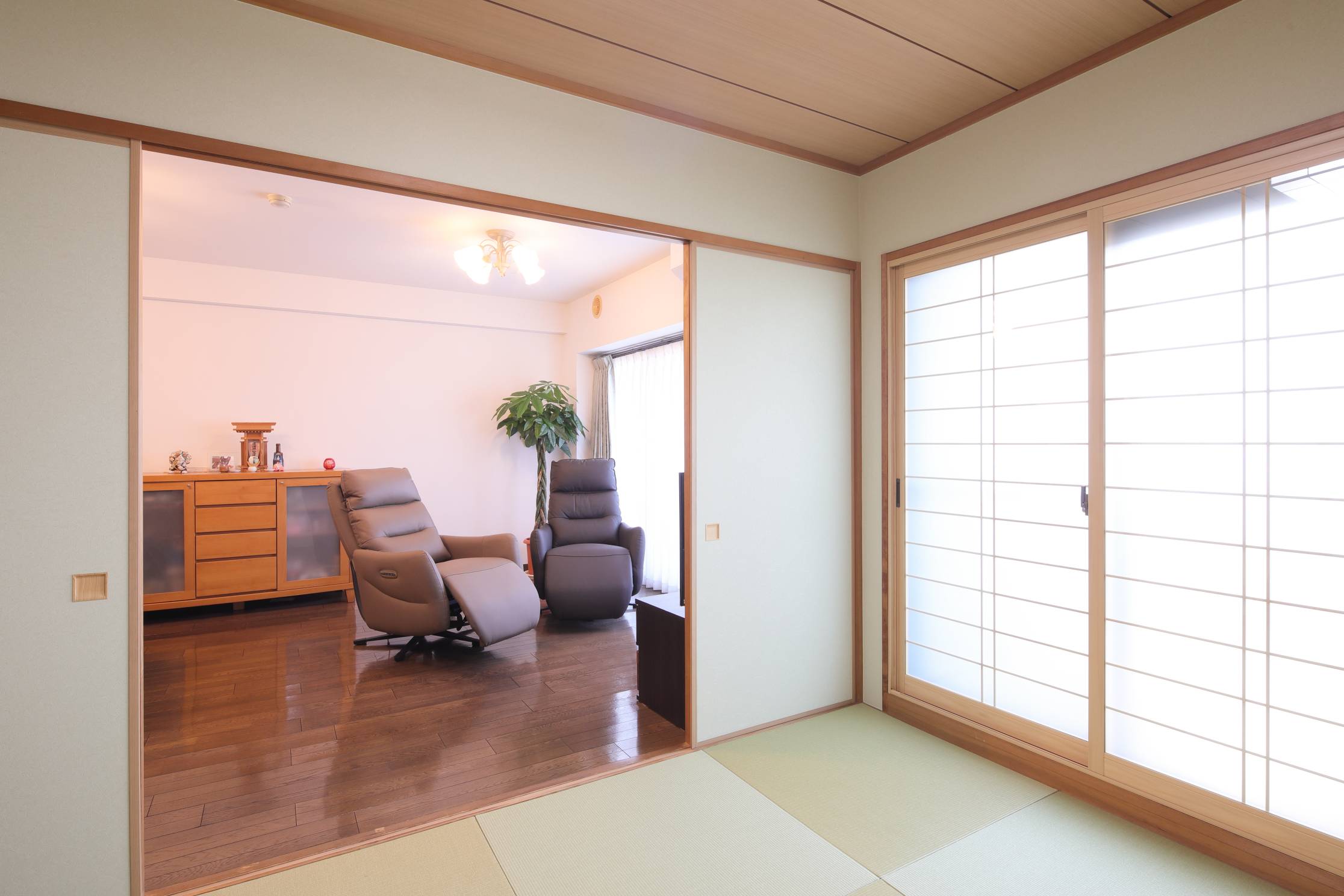 戸建てからマンションへ。暮らしを見直す夫婦の住み替えリフォーム