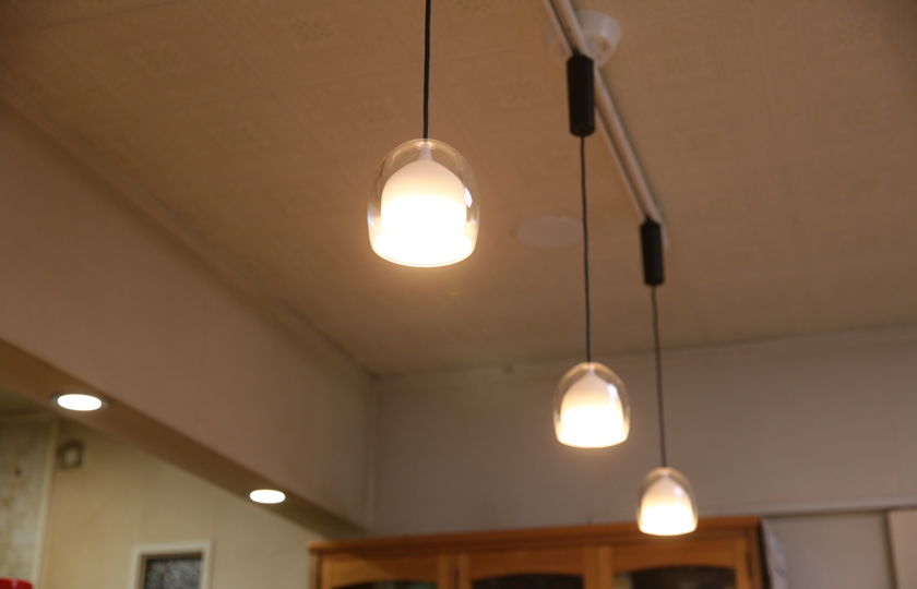 クロスや照明などインテリアにこだわったお気に入りの空間に