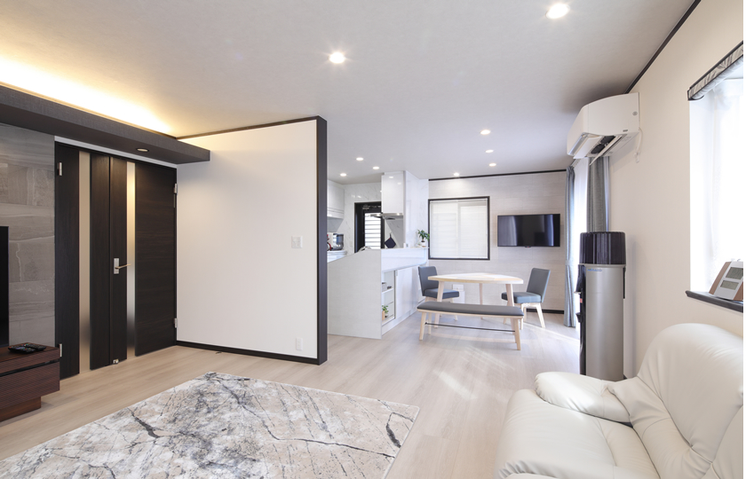 間仕切り壁をなくして　ゆったりくつろげる大空間に